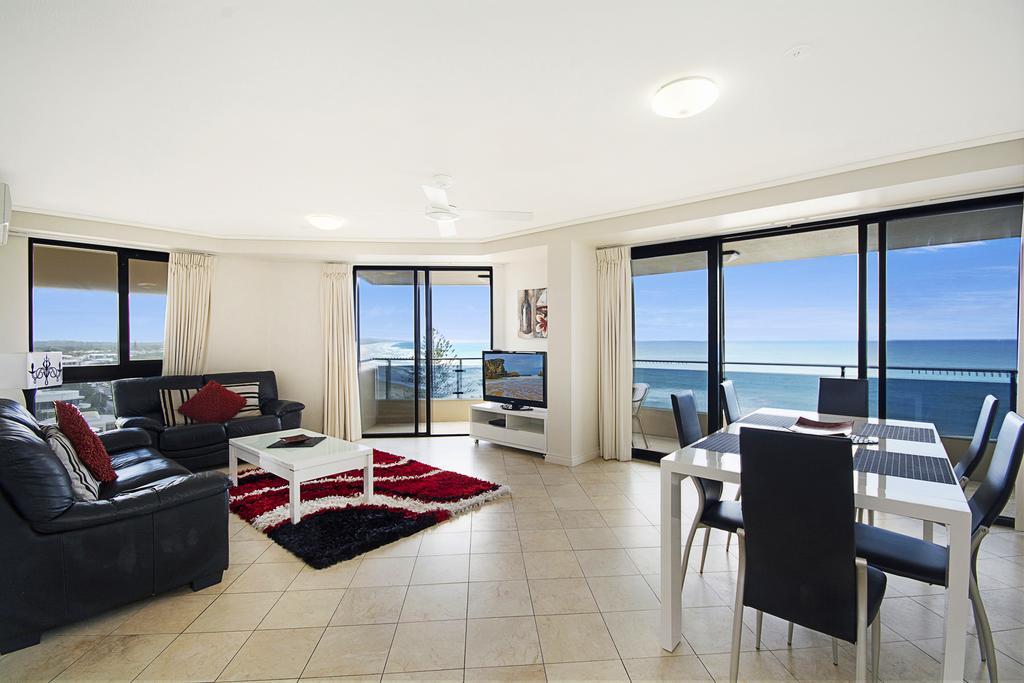 Clubb Coolum Beach Resort Sunshine Coast Exterior foto