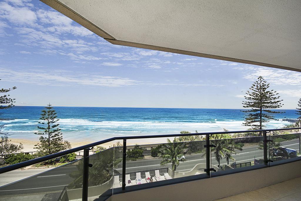Clubb Coolum Beach Resort Sunshine Coast Exterior foto