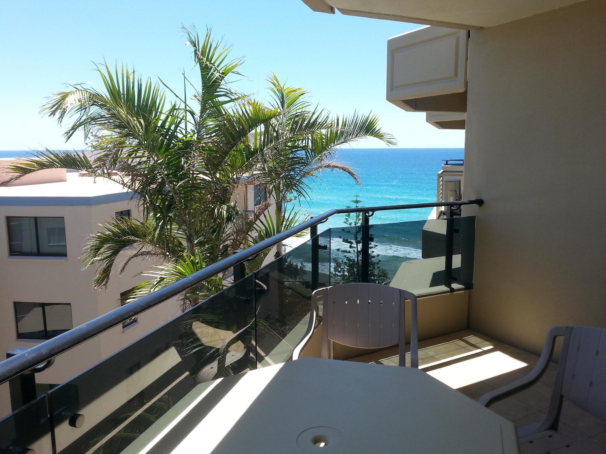 Clubb Coolum Beach Resort Exterior foto